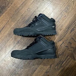 5.11 TACTICAL RANGE MASTER BOOT SIZE 10